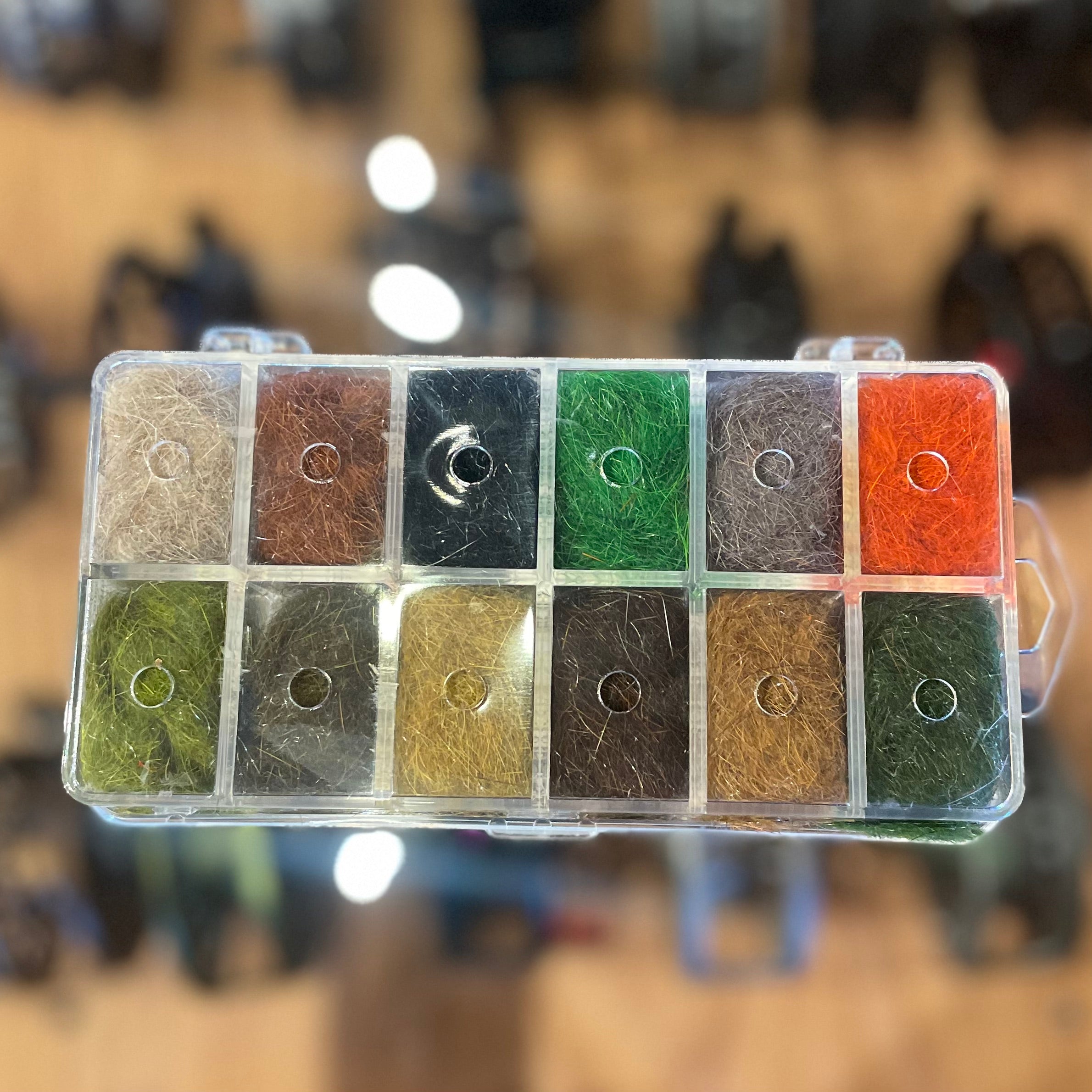 Hareline Hare's Ear Plus Dub Dispenser