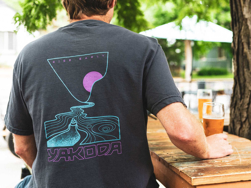Yakoda Linear Canyon Tee- Graphite